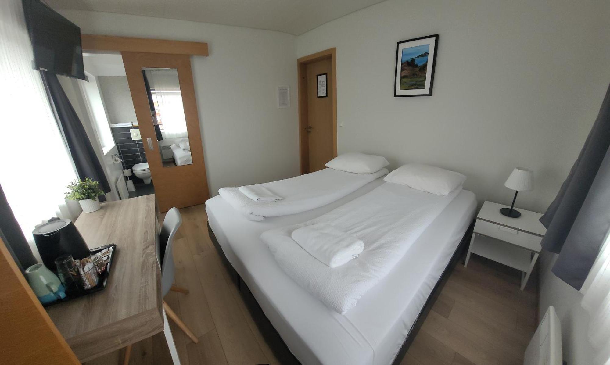 Grundarfjordur Bed And Breakfast Стая снимка
