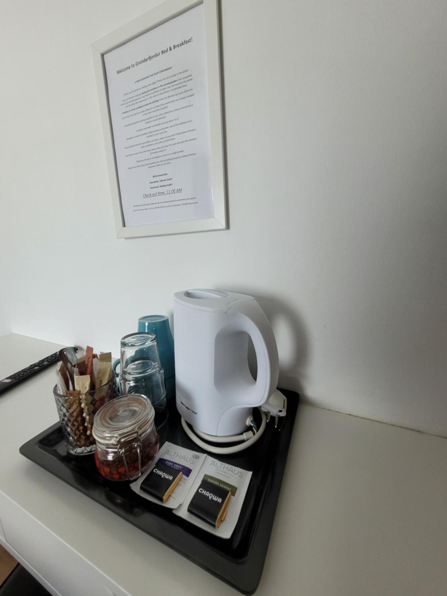 Grundarfjordur Bed And Breakfast Стая снимка