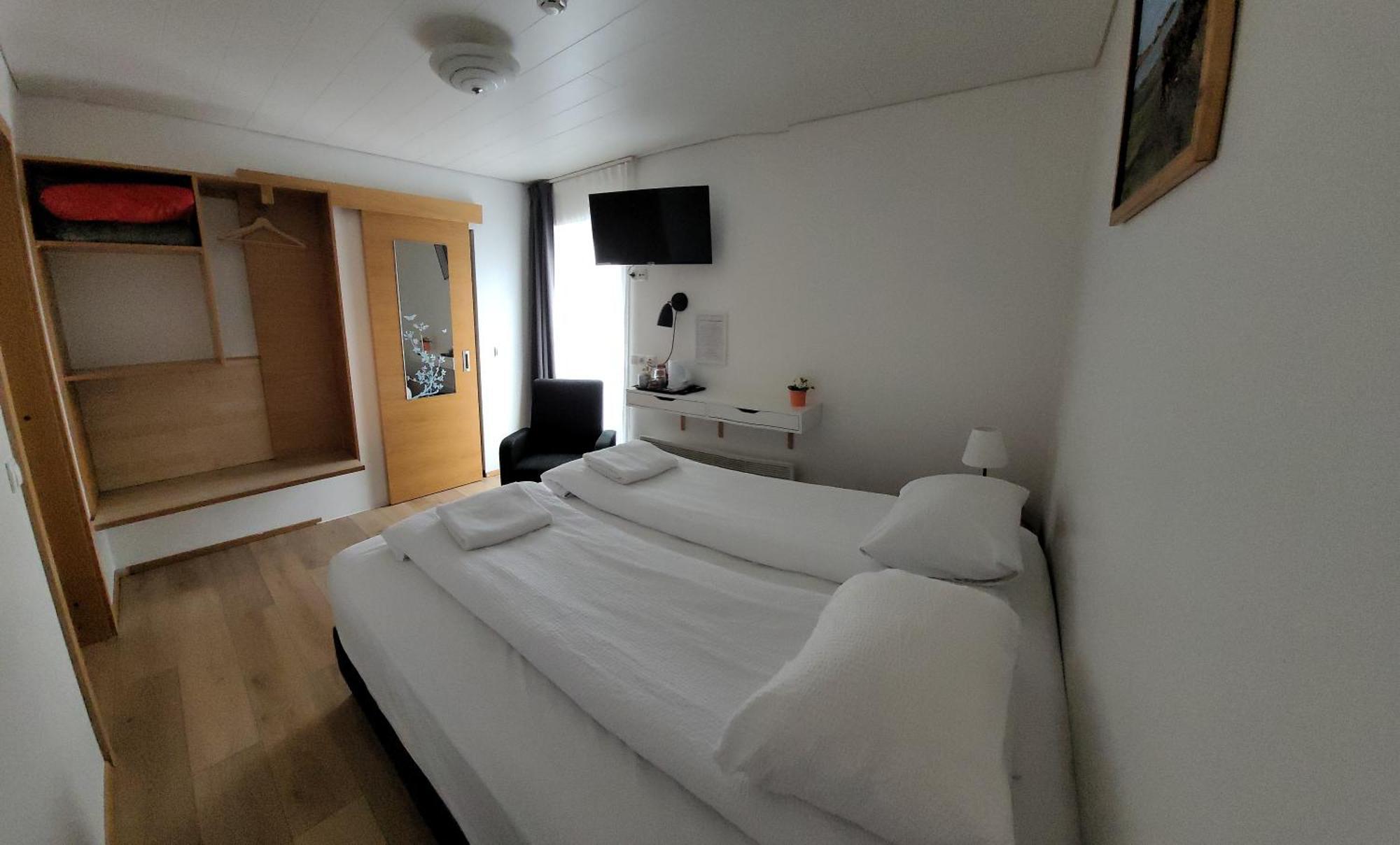 Grundarfjordur Bed And Breakfast Стая снимка